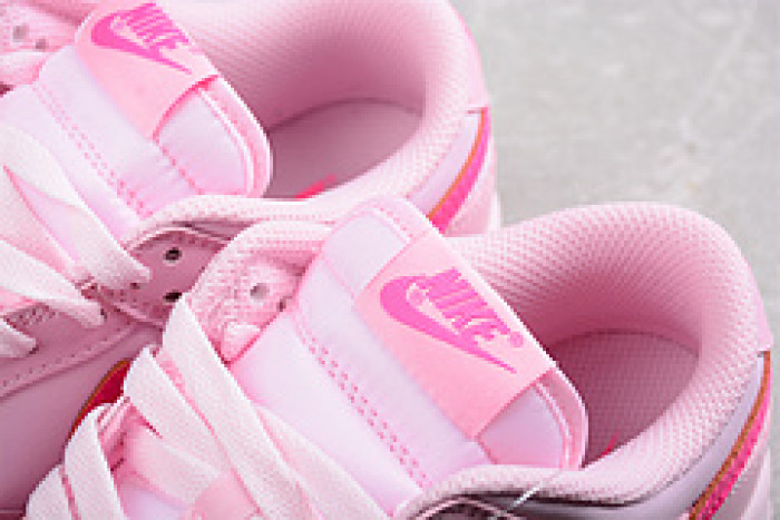 Nike Dunk Low Triple Pink DH9756-600