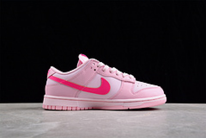 Nike Dunk Low Triple Pink DH9756-600