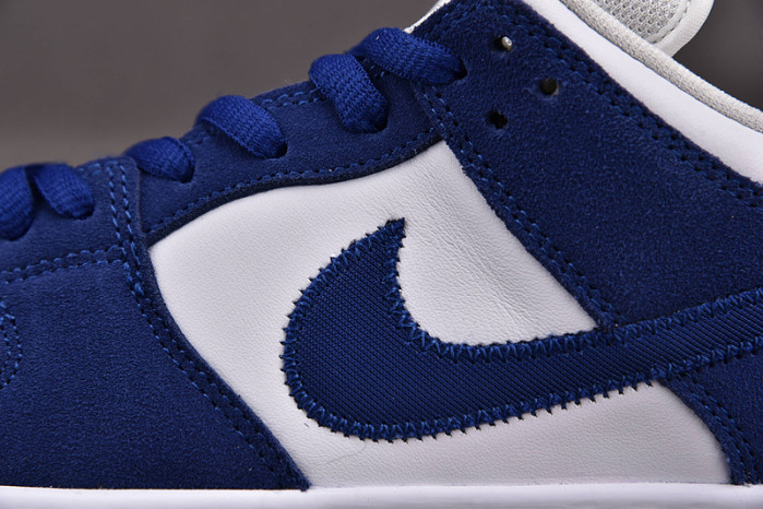 Nike SB Dunk Low Los Angeles Dodgers DO9395-400