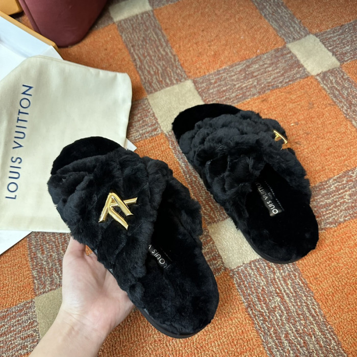 L0VT SANDAL