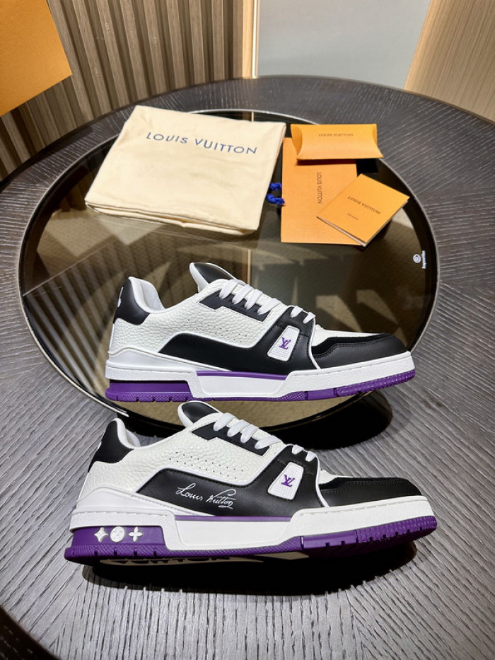 L0VT SNEAKER
