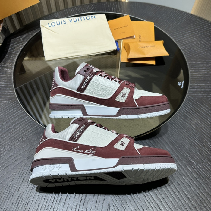 L0VT SNEAKER