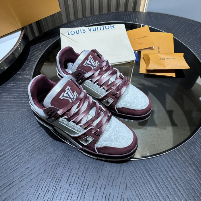 L0VT SNEAKER