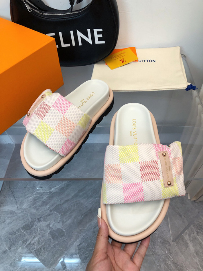 L0VT SANDAL