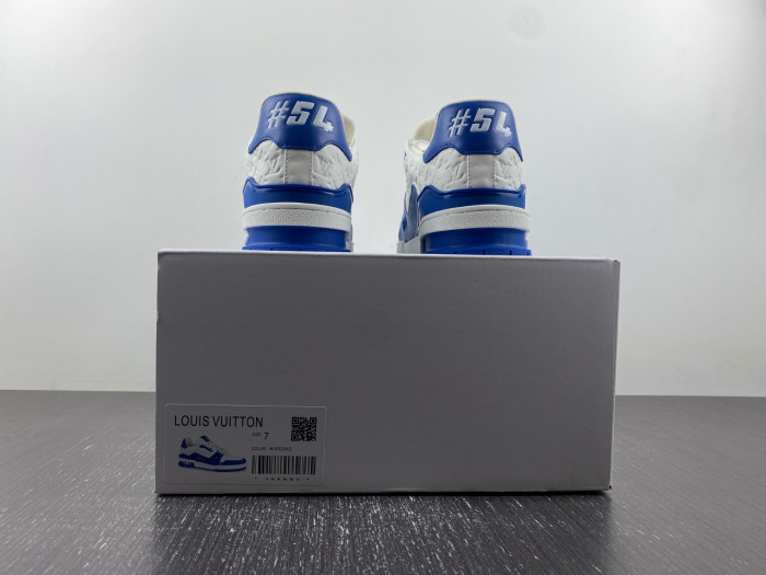 L0VT SNEAKER