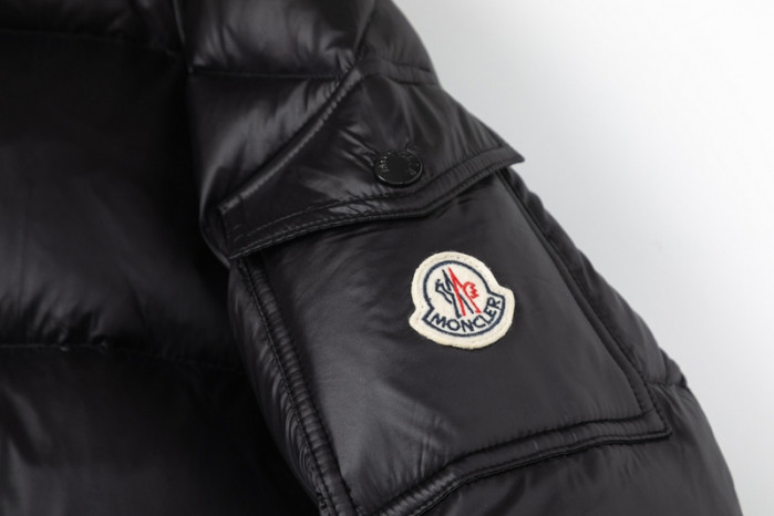 M0*C1ER DOWN JACKET