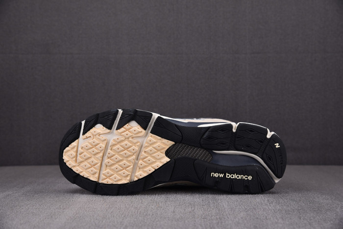 NEW BALAN& SNEKAER