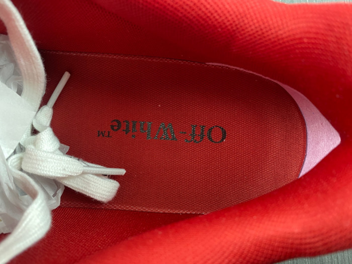 OFW SNEAKER