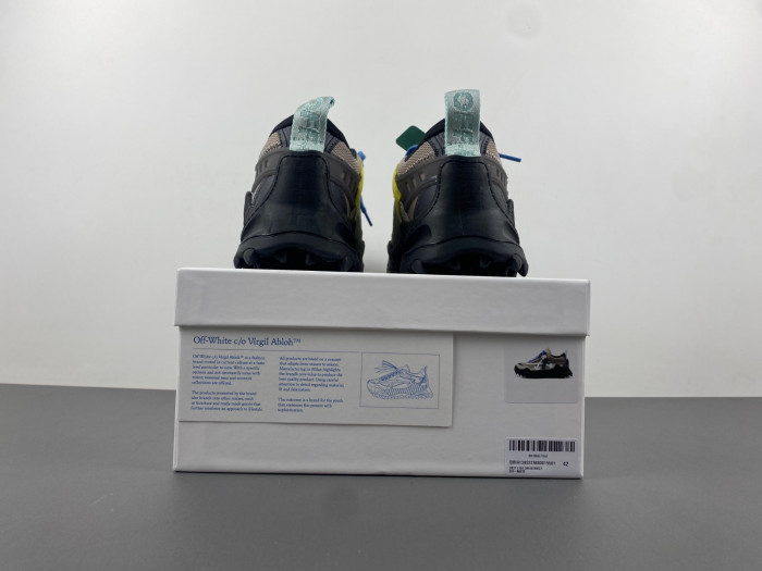 OFW SNEAKER
