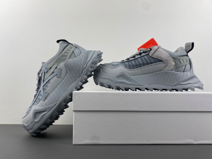 OFW SNEAKER