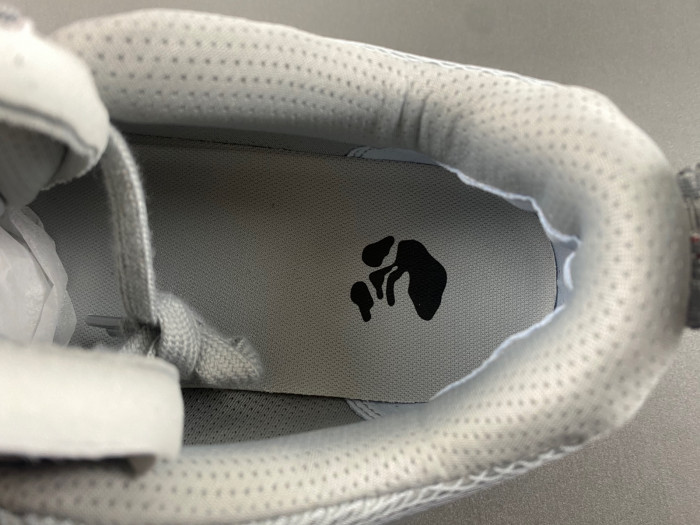 OFW SNEAKER