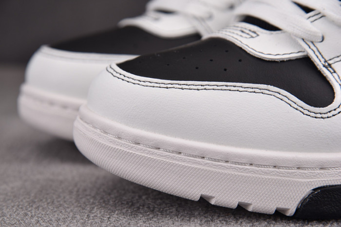OFW SNEAKER