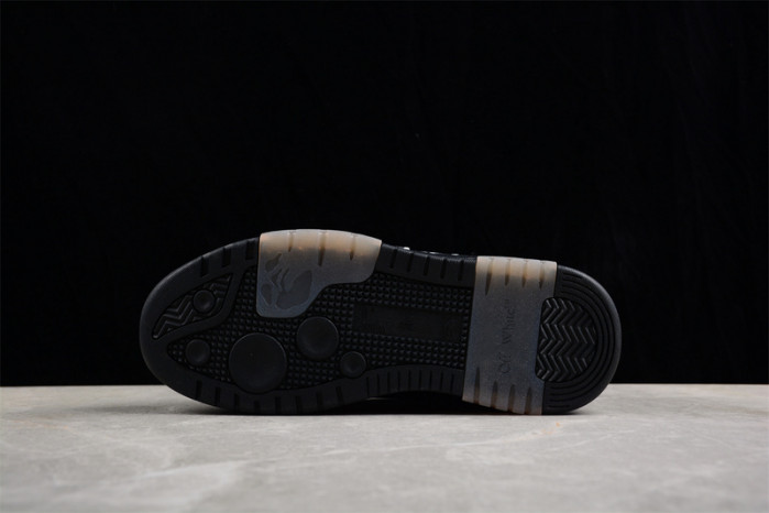 OFW SNEAKER