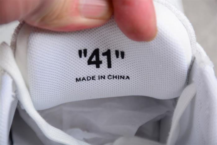 OFW SNEAKER