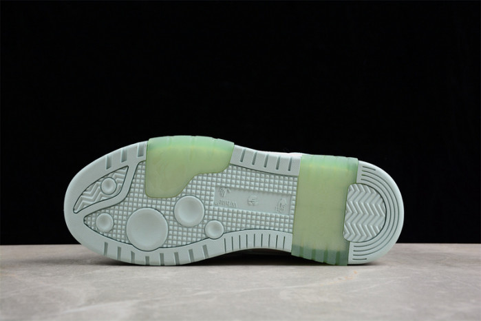 OFW SNEAKER