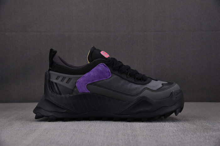 OFW SNEAKER