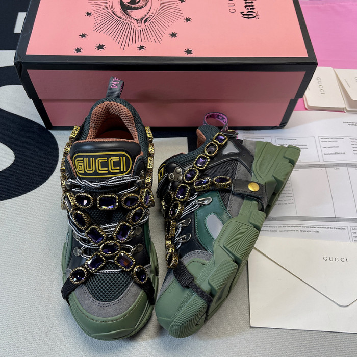 GUI SNEAKER