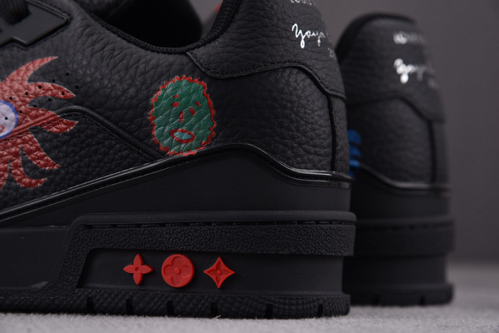 L0VT SNEAKER